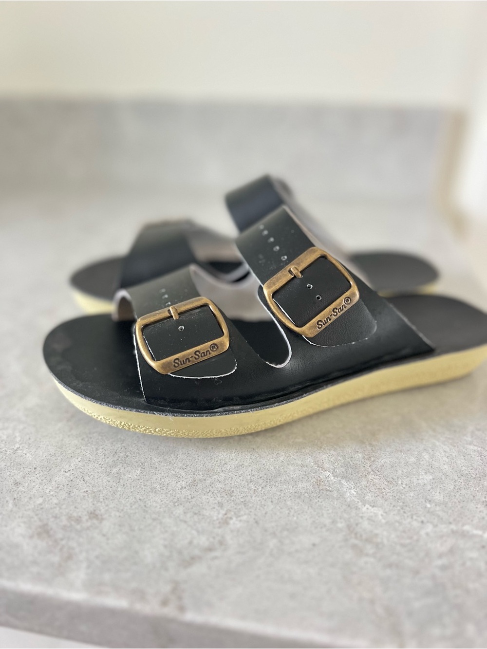 Women’s Black Dual-Buckle Slide Sandals